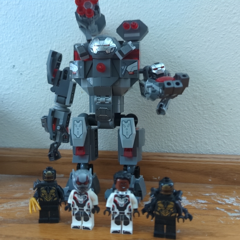 LEGO Marvel Avengers War Machine Buster 76124 Building Kit